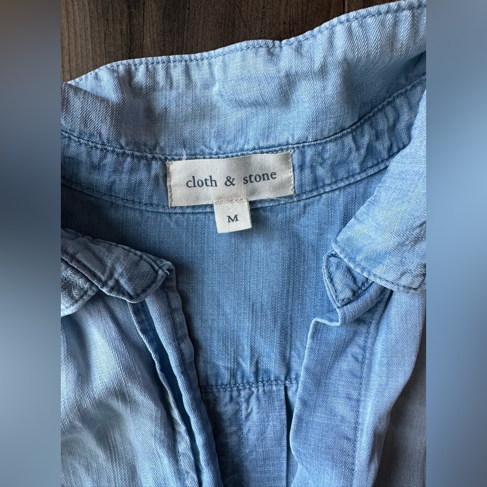 Cloth & Stone Blue Button Down Shirt - Picture 4 of 8